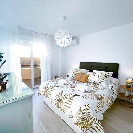 Apartamento A 900 M De La Playa Y Con Vistas Al Mar En Fuengirola Eksteriør bilde