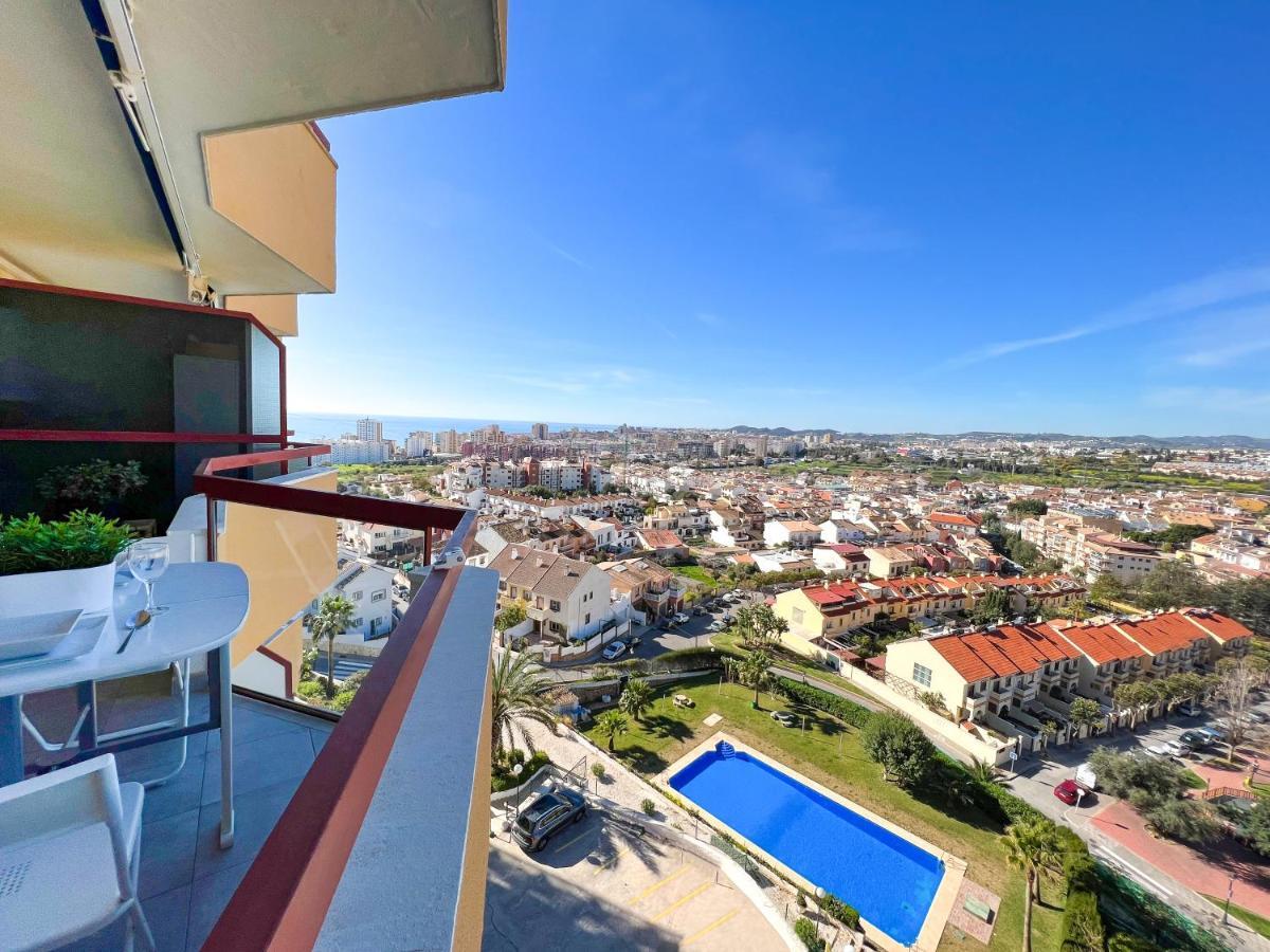 Apartamento A 900 M De La Playa Y Con Vistas Al Mar En Fuengirola Eksteriør bilde