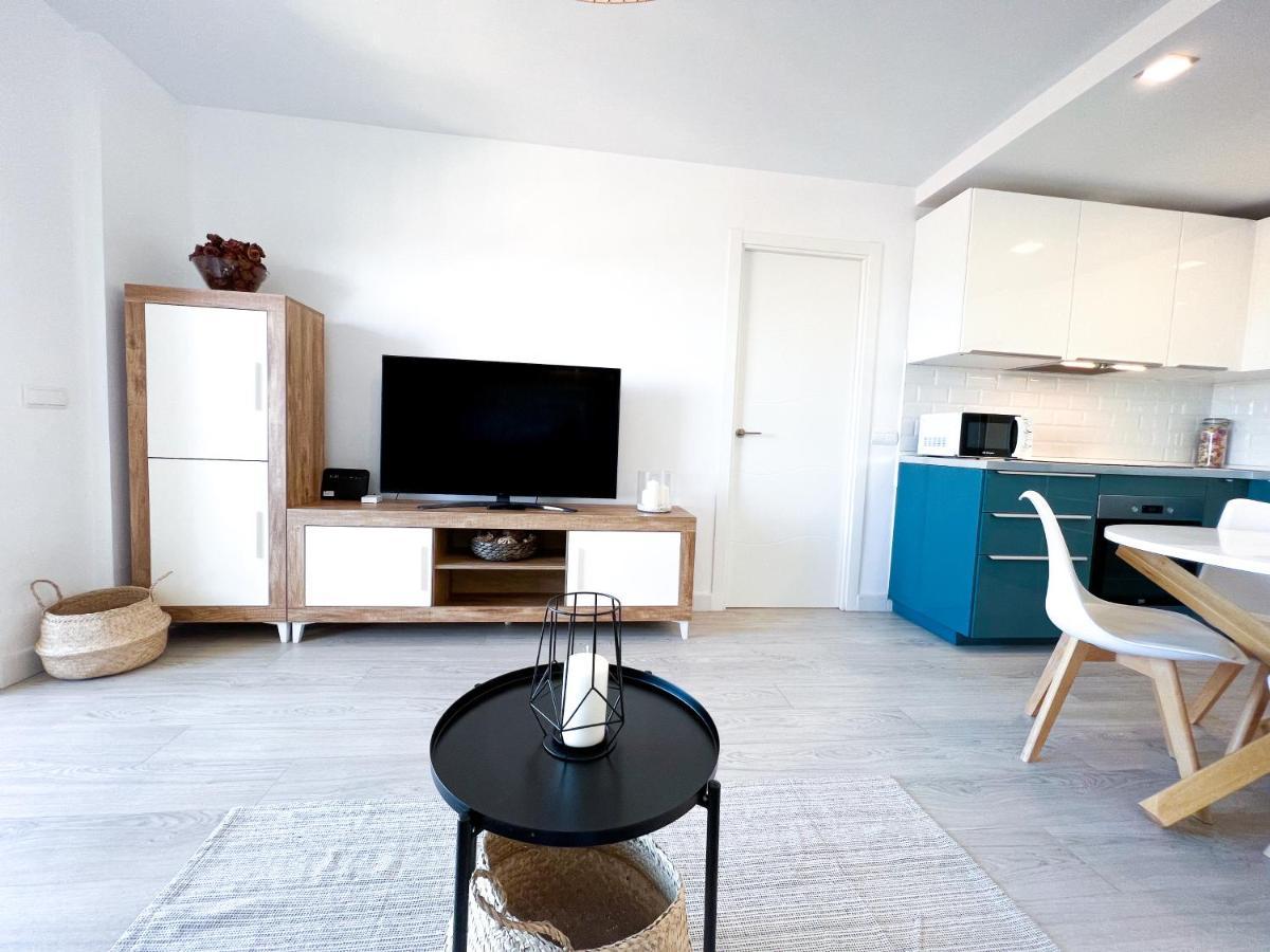 Apartamento A 900 M De La Playa Y Con Vistas Al Mar En Fuengirola Eksteriør bilde