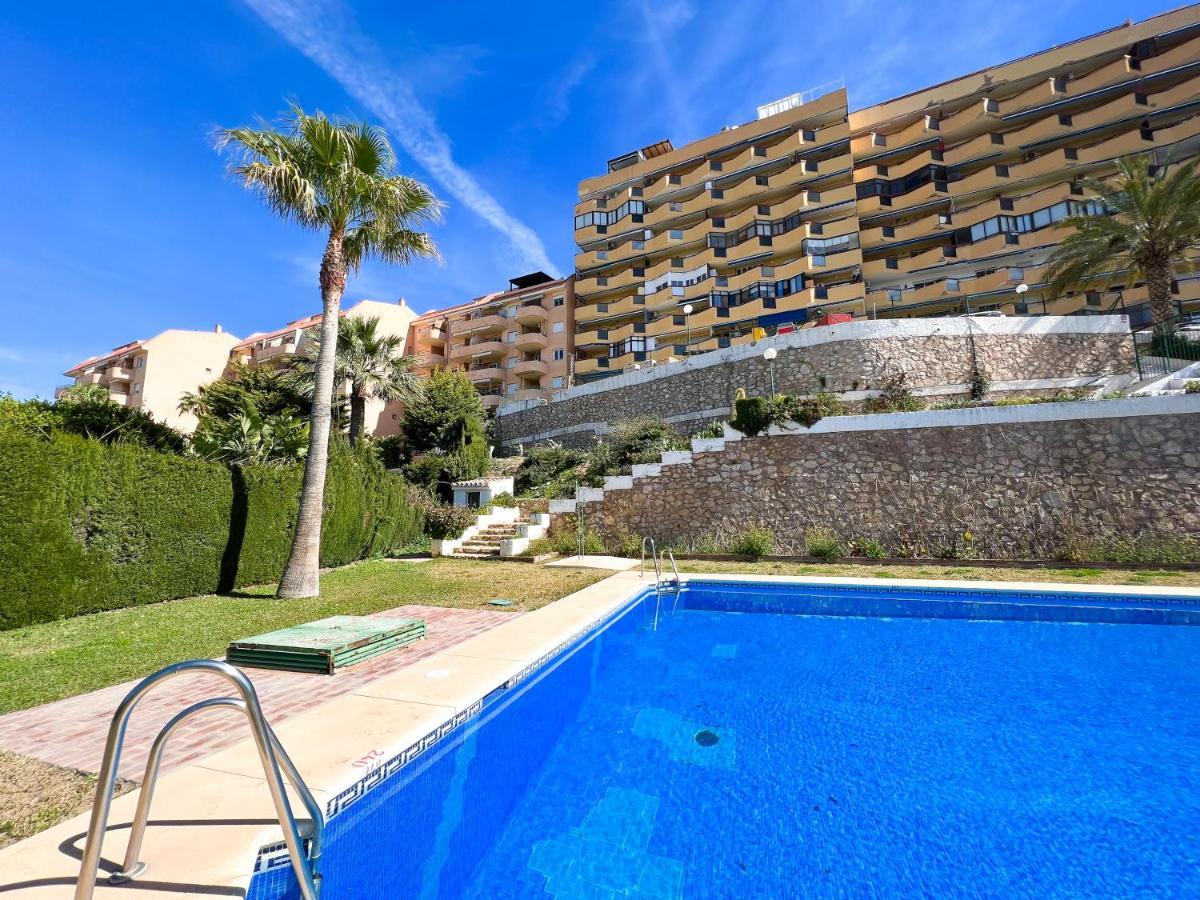 Apartamento A 900 M De La Playa Y Con Vistas Al Mar En Fuengirola Eksteriør bilde