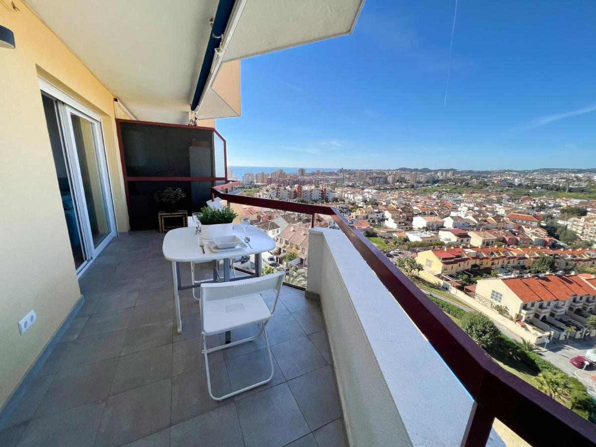 Apartamento A 900 M De La Playa Y Con Vistas Al Mar En Fuengirola Eksteriør bilde