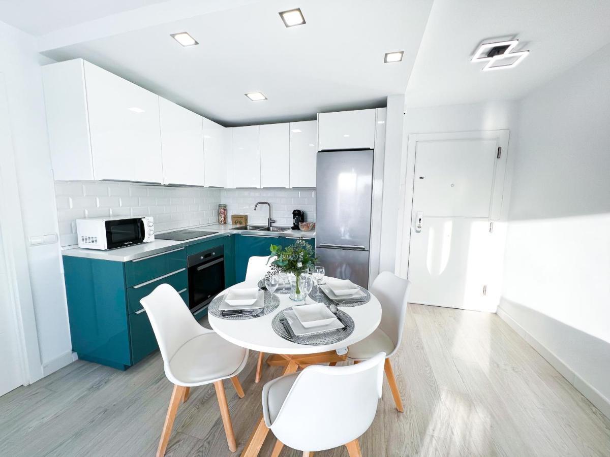 Apartamento A 900 M De La Playa Y Con Vistas Al Mar En Fuengirola Eksteriør bilde