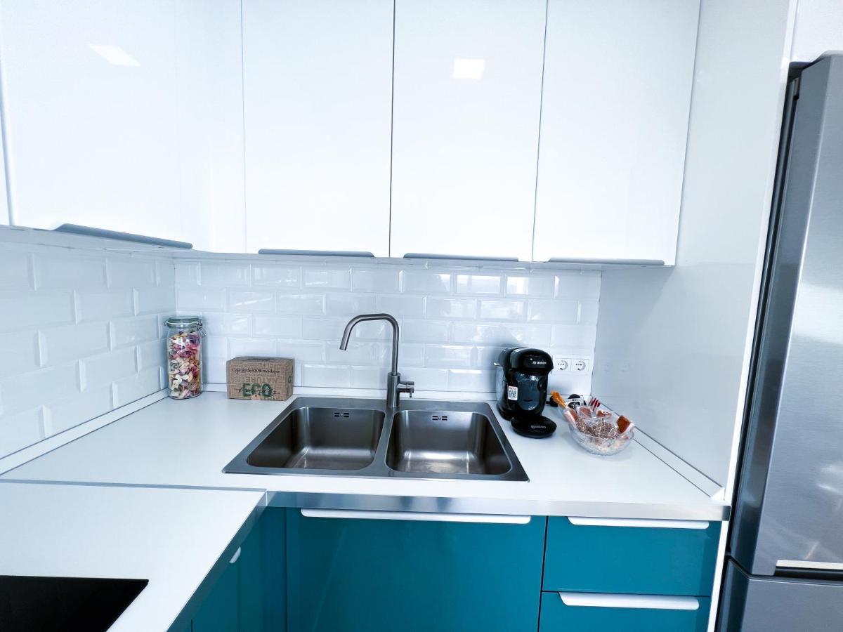 Apartamento A 900 M De La Playa Y Con Vistas Al Mar En Fuengirola Eksteriør bilde