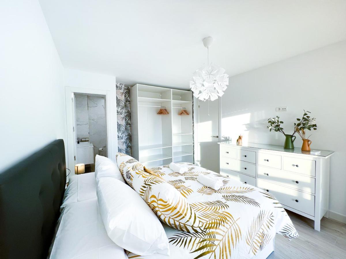 Apartamento A 900 M De La Playa Y Con Vistas Al Mar En Fuengirola Eksteriør bilde