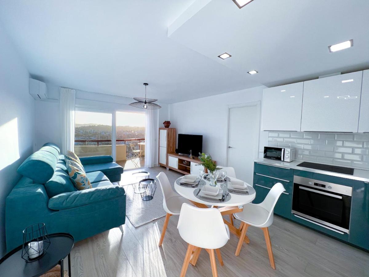 Apartamento A 900 M De La Playa Y Con Vistas Al Mar En Fuengirola Eksteriør bilde